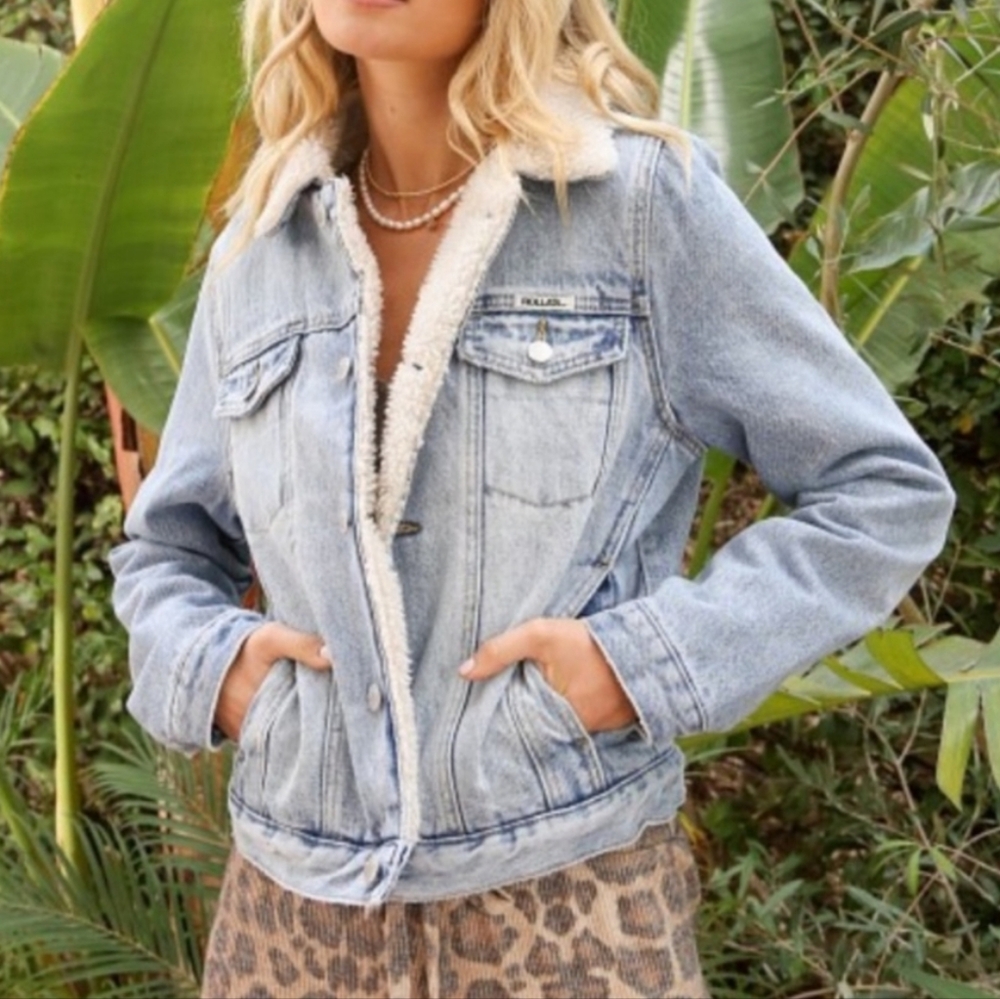 ROLLA'S Denim Jacket with Cream Accents